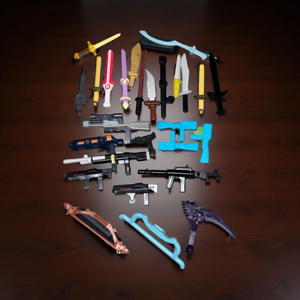 138 Pc Roblox Lot with Accessories, Weapons, Bodies, Hair, Hats Extras B18 - Picture 1 of 9